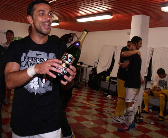 La Juve campione d'Italia: la gioia negli spogliatoi