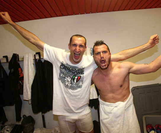 La Juve campione d'Italia: la gioia negli spogliatoi