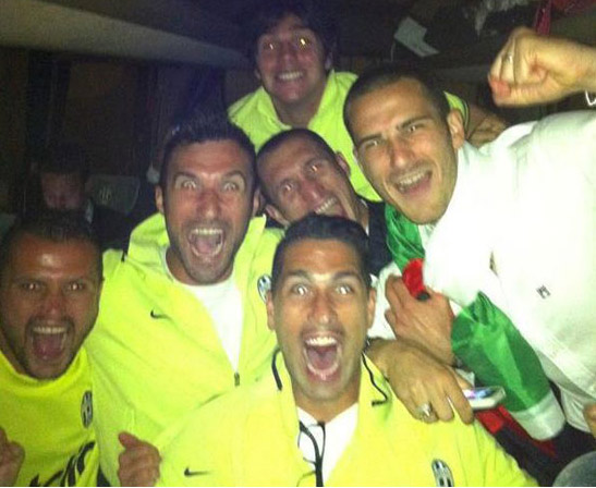La Juve campione d'Italia: la gioia negli spogliatoi