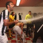 La Juve campione d'Italia: la gioia negli spogliatoi - Thumbnail