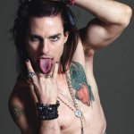 Tom Cruise sexy e trasgressivo nei panni di Stacee Jaxx - Thumbnail