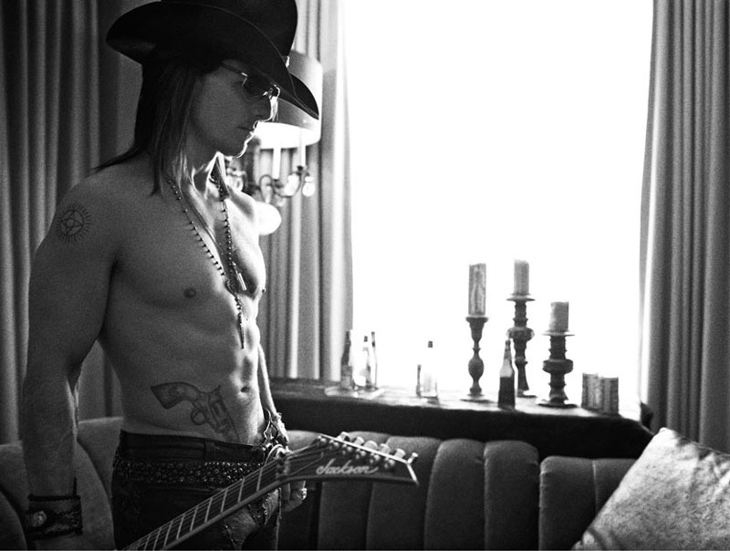 Tom Cruise sexy e trasgressivo nei panni di Stacee Jaxx
