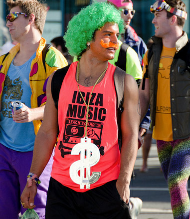Bay to Breakers: gli etero sfilano che sembra un Gay Pride