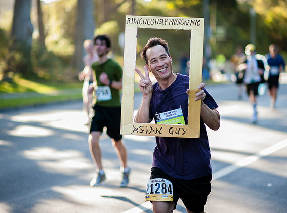 Bay to Breakers: gli etero sfilano che sembra un Gay Pride