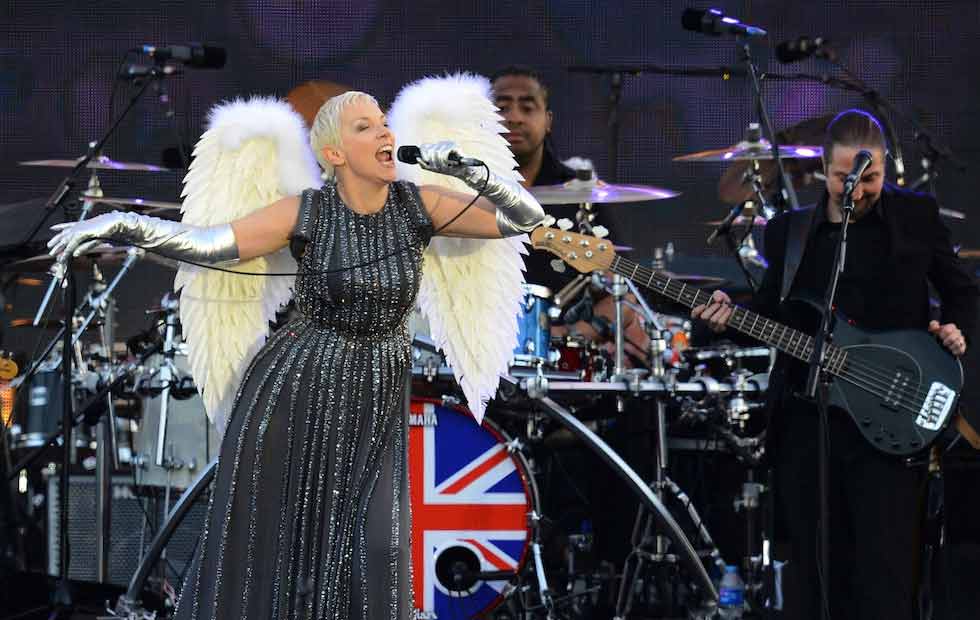 Da Sir Elton a Grace Jones: tutti sul palco per la Regina