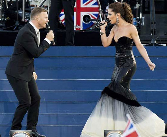 Da Sir Elton a Grace Jones: tutti sul palco per la Regina