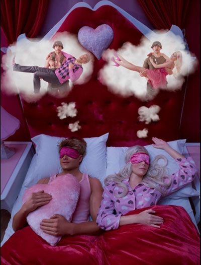 Ken? Adesso &egrave; gay e tradisce la Barbie con un bambolo