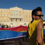Nonostante la crisi, il Pride invade le strade di Atene - Thumbnail