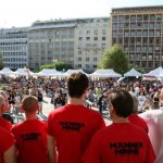 Nonostante la crisi, il Pride invade le strade di Atene - Thumbnail