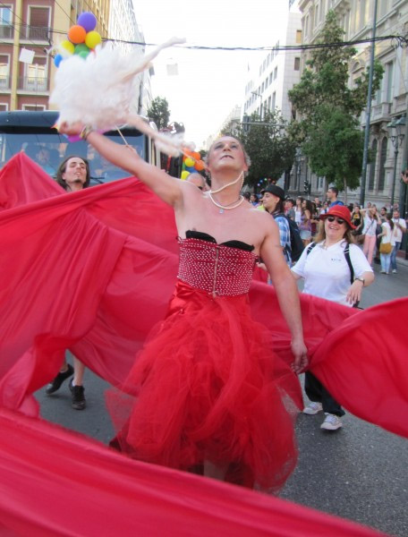 Nonostante la crisi, il Pride invade le strade di Atene