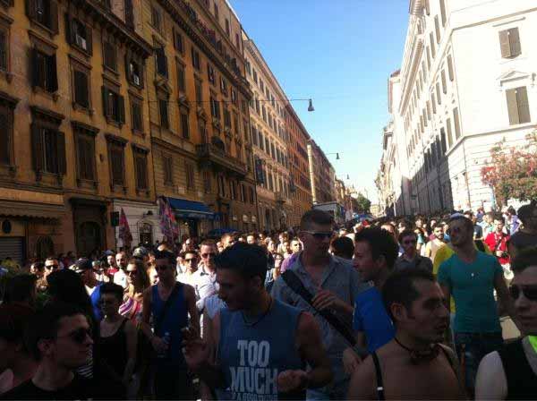 Roma Pride 2012: le vostre foto dal corteo