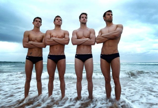 Posano per Mitch Buchannon i campioni del nuoto australiano