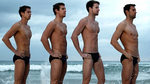 Posano per Mitch Buchannon i campioni del nuoto australiano