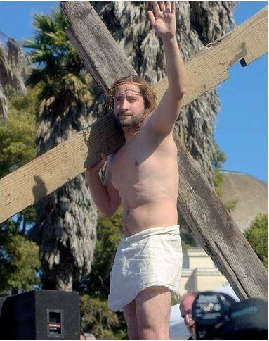 La Hunky Jesus competition