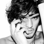 Marlon Teixeira fa il cattivo ragazzo per Terry Richardson - Thumbnail