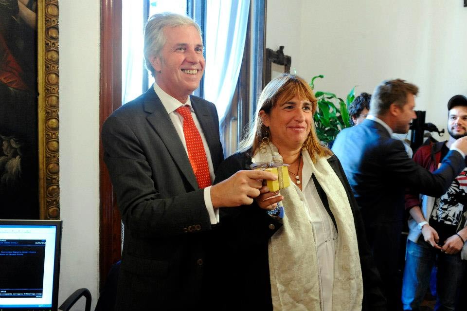 Milano: le prime coppie iscritte al Registro delle Unioni