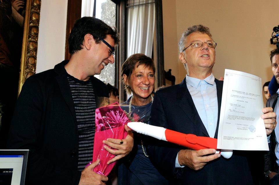Milano: le prime coppie iscritte al Registro delle Unioni