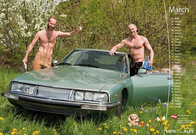 Tornano gli Uomini sulle Alpi con il loro calendario sexy