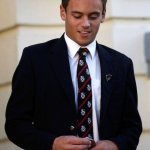 Tom Daley si tuffa anche in vacanza - Thumbnail