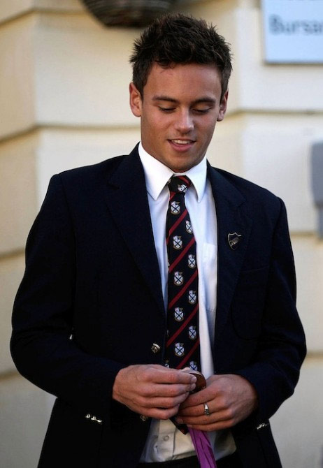 Tom Daley si tuffa anche in vacanza