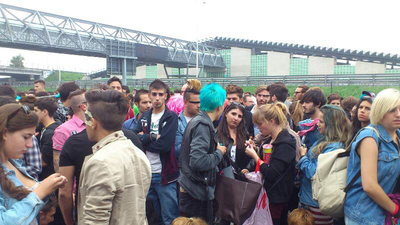 Facce da Gaga: Little Monsters in fila a Milano