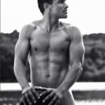 Dieux Du Stade 2013: ecco le foto del nuovo calendario - Thumbnail