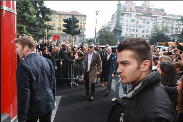 Robbie ospite a Milano, folla ad attenderlo