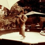 Johan Akan su Twitter dedica foto hot ai follower - Thumbnail