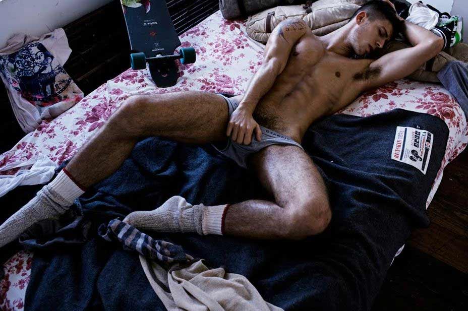 Il giovane modello slovacco Filip Jankovic nudo per Rick Day