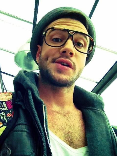 Johan Akan, il bello di Twitter