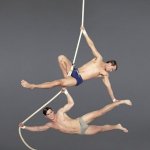 I cinque modelli acrobati di Madmen Magazine - Thumbnail