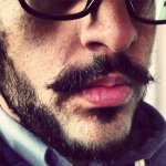 Movember: tutti con i baffi lunghi per una buona causa - Thumbnail