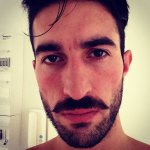 Movember: tutti con i baffi lunghi per una buona causa - Thumbnail
