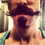 Movember: tutti con i baffi lunghi per una buona causa - Thumbnail