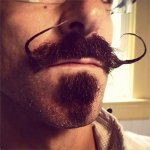 Movember: tutti con i baffi lunghi per una buona causa - Thumbnail