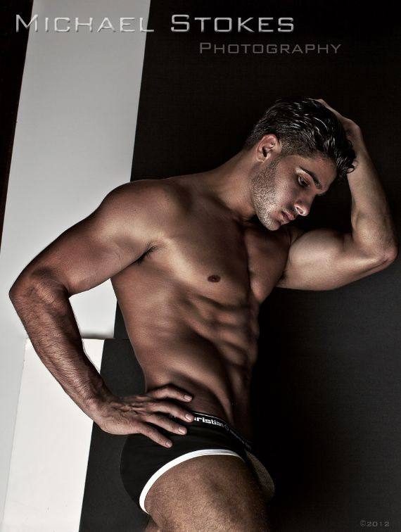 "Masculinity", le pi&ugrave; belle foto di modelli fatte da Stockes