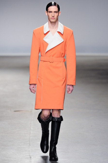 La trasgressiva collezione JW Anderson per l'autunno 2013