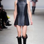La trasgressiva collezione JW Anderson per l'autunno 2013 - Thumbnail