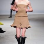 La trasgressiva collezione JW Anderson per l'autunno 2013 - Thumbnail