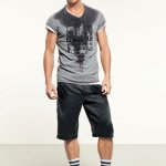 In palestra con Dolce & Gabbana: la collezione Gym spring-summer 2013 - Thumbnail