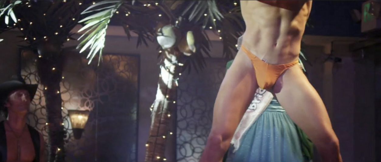 Matt si spoglia in Magic Mike. Ma al cinema non si vede
