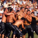 Lotta scivolosa in Turchia. &Egrave; il wrestling "oliato" - Thumbnail