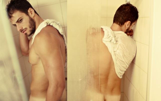 Lucas Malvacini, intervistato da un magazine gay, posa quasi nudo
