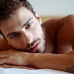 Lucas Malvacini, intervistato da un magazine gay, posa quasi nudo - Thumbnail