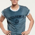 Dolce&Gabbana: il catalogo Beach e Sportwear primavera-estate 2013 - Thumbnail