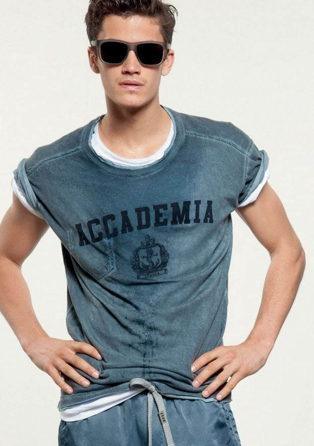 Dolce&Gabbana: il catalogo Beach e Sportwear primavera-estate 2013