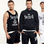 Dolce&Gabbana: il catalogo Beach e Sportwear primavera-estate 2013 - Thumbnail