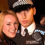 Lo stripper poliziotto che fa arrabiare Scotland Yard - Thumbnail