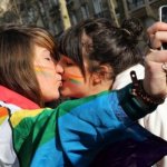 Le foto simbolo del Mariage Pour Tous - Thumbnail