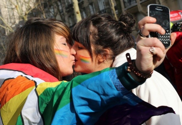 Le foto simbolo del Mariage Pour Tous